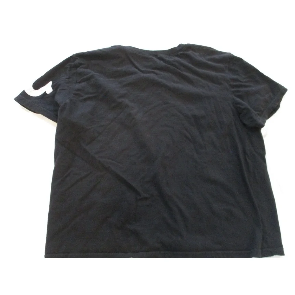 True Religion Black V Neck T Shirt Size XL V Neck Silver Logo